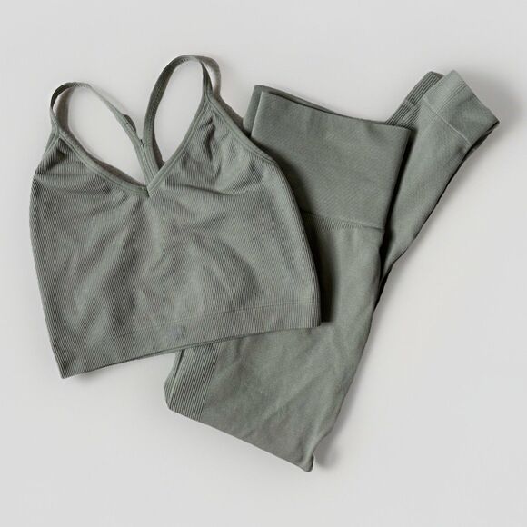 Set Active Pants - Set Active Set Womens Size Medium Sage Green Leggings Athletic Workout Set Gym